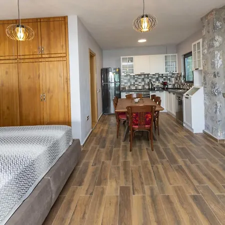 Eclectic Studio Near Sea In Bodrum شقة *